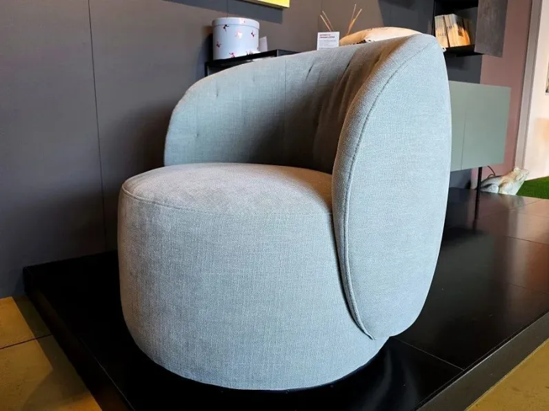 Poltrona modello Poltrona lecomfort mobi  Le comfort ad un prezzo vantaggioso