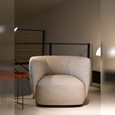 Poltrona in stile design Blossom Novamobili in Offerta Outlet