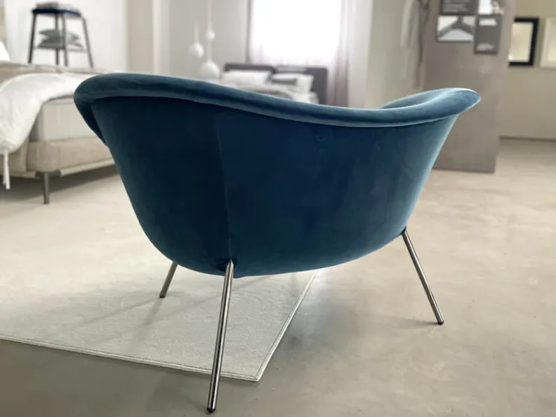 Poltrona modello D.154.2 Molteni & c ad un prezzo vantaggioso