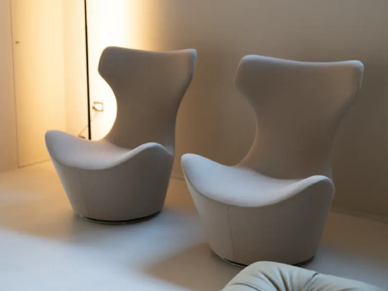 Poltrona in stile design Grande papilio B&b italia in Offerta Outlet