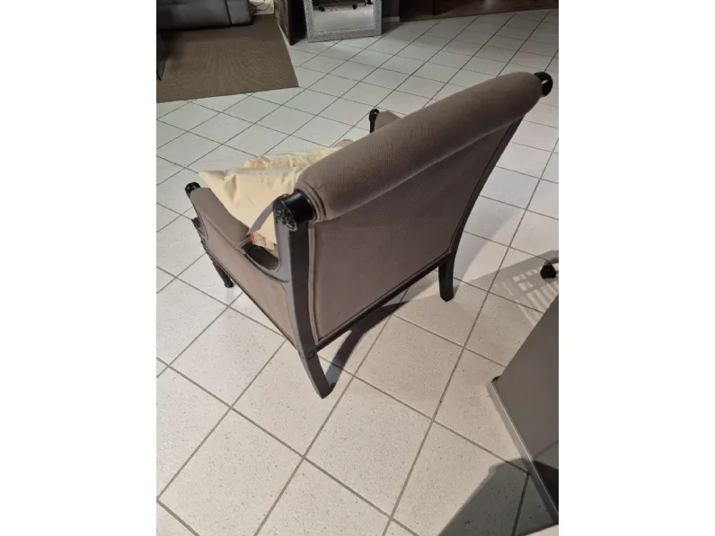 Poltrona Legno Dialma brown in Tessuto SCONTATA
