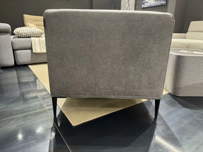 Poltrona in Tessuto Letizia Gamma a prezzo Outlet