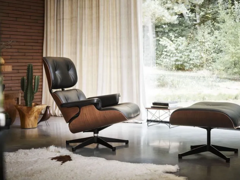 Poltrona modello Lounge chair & ottoman Vitra a prezzi convenienti