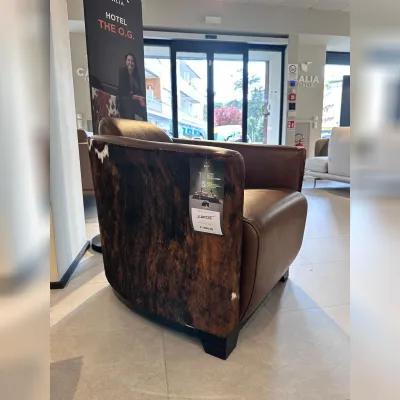 Poltrona in Pelle Modello hotel o.g. Calia a prezzo scontato