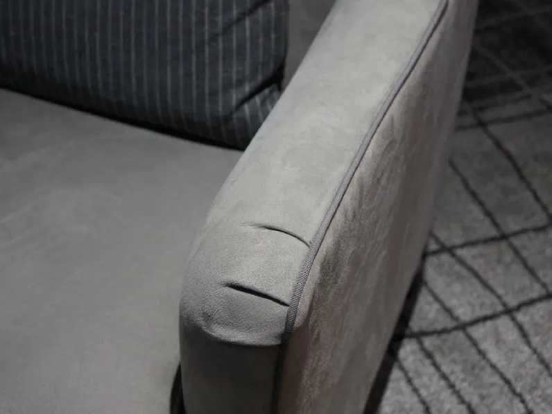 Poltrona modello Poltrona mod.vogue - cava Cava divani ad un prezzo imperdibile
