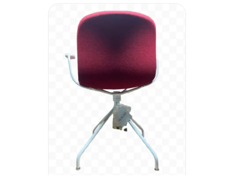 Poltrona modello Poltroncina troy cvhair girevole  Magis ad un prezzo conveniente