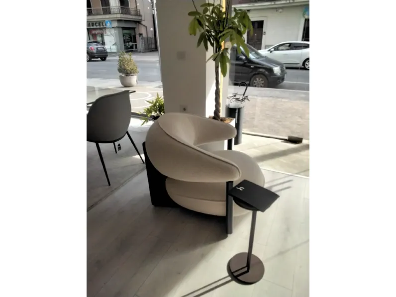Poltrona modello Ruby lounge Cattelan italia in offerta
