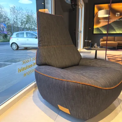 Poltrona in stile design Smirk Egoitaliano in Offerta Outlet