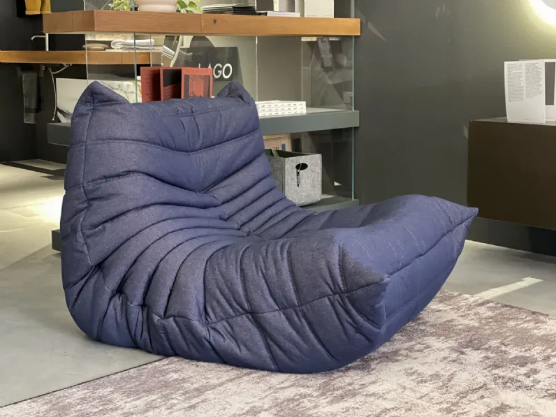 Poltrona Togo Ligne roset in Tessuto SCONTATA