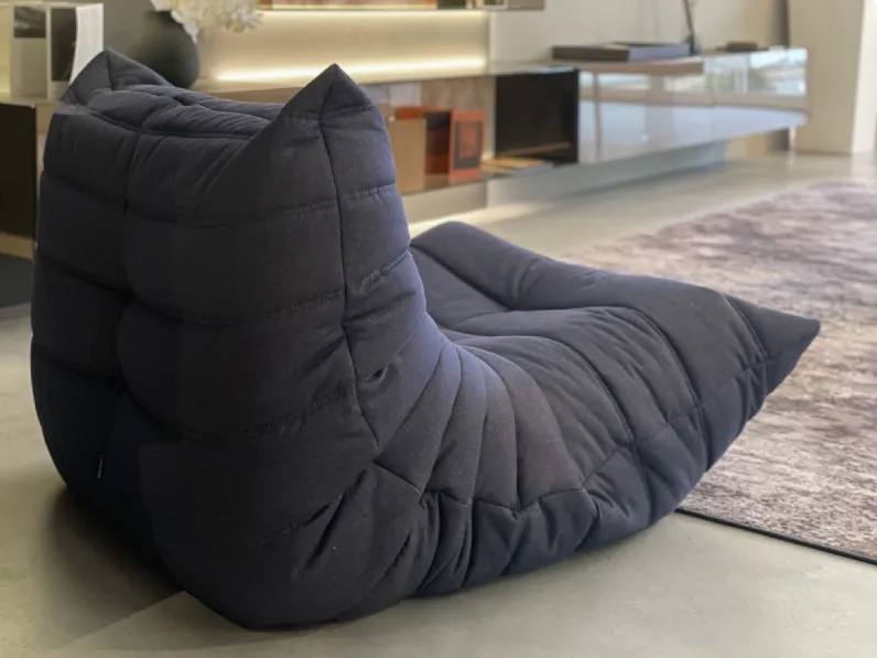 Poltrona Togo Ligne roset in Tessuto SCONTATA