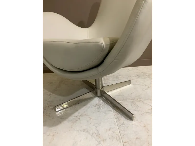 Poltrona modello Olga Stones a prezzi convenienti