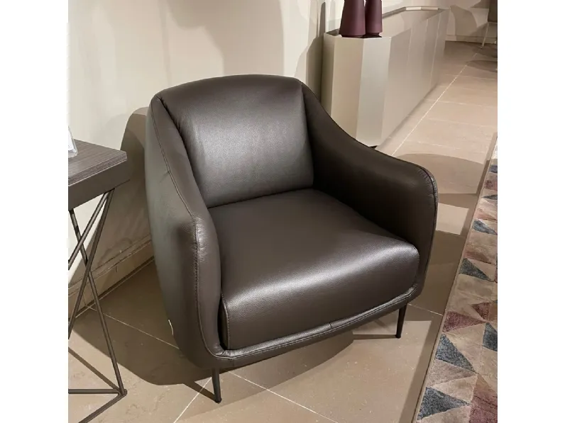 Poltrona modello Salotti moon Tancredi con forte sconto