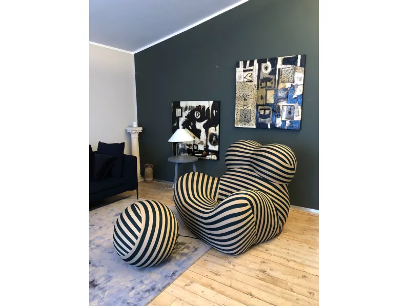 Scopri l'Offerta Outlet sulla Poltrona Up B&B Italia in Tessuto. Acquista ora!