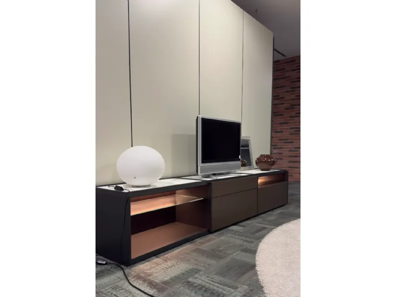 Mobile porta tv Logos di Molteni & c con uno SCONTO IMPERDIBILE