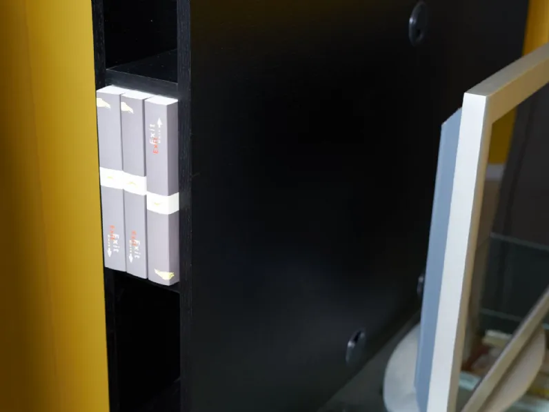 Porta tv per il soggiorno modello Mediacenter di Porada scontato