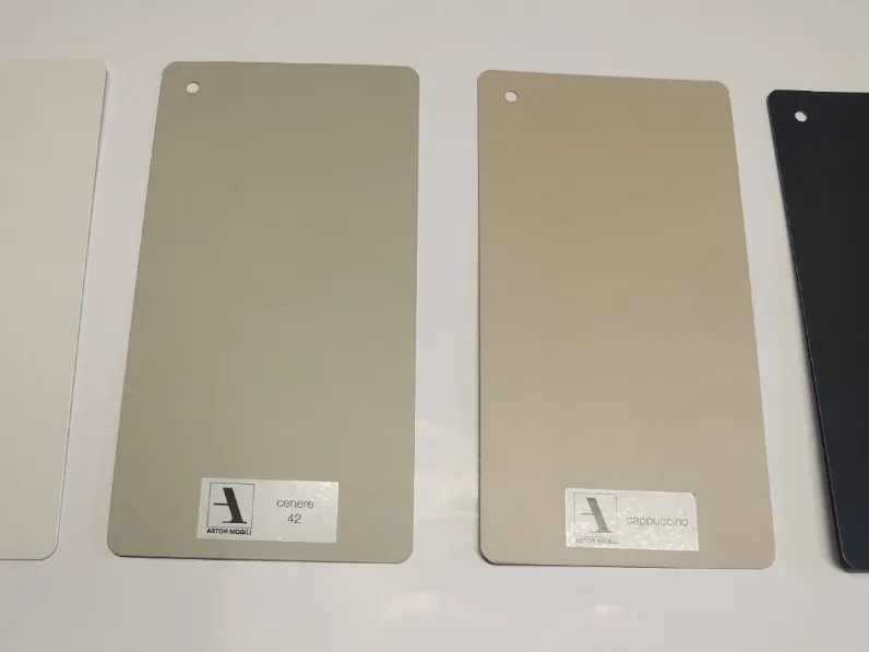 Porta tv per la zona giorno modello X2 porta tv orientabile di Astor mobili scontato