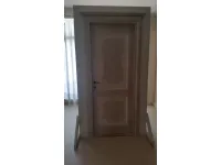 porta in massello decorata a mano