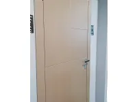 Porta liscia  a prezzo ribassato in laccato 