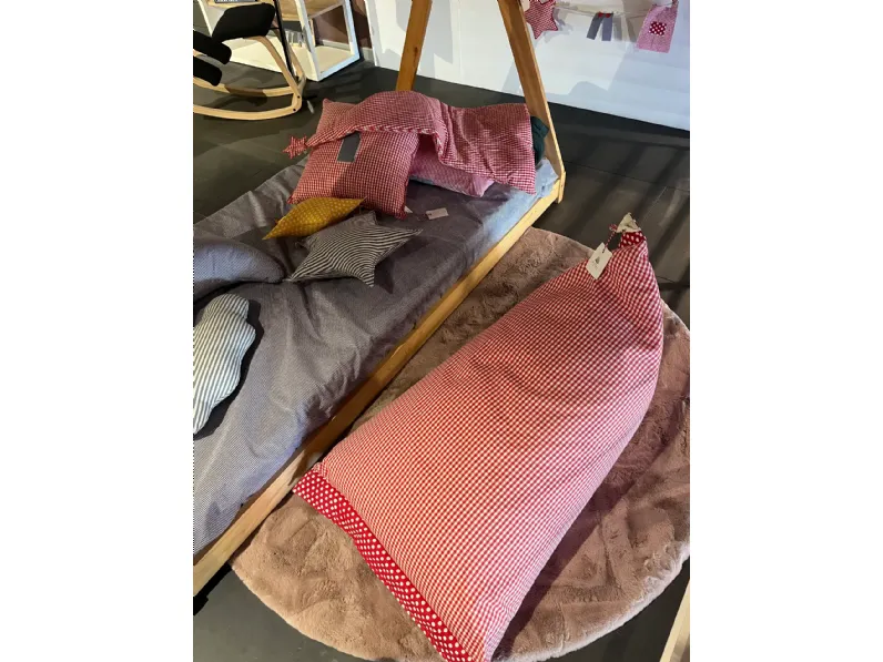 Pouf in tessuto Sacco seduto miscim� nido  a marchio Artigianale a prezzo scontato