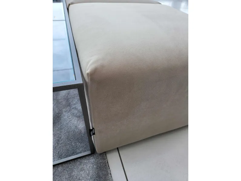 Pouf design modello Unit 2021 Ditre italia a prezzo scontato