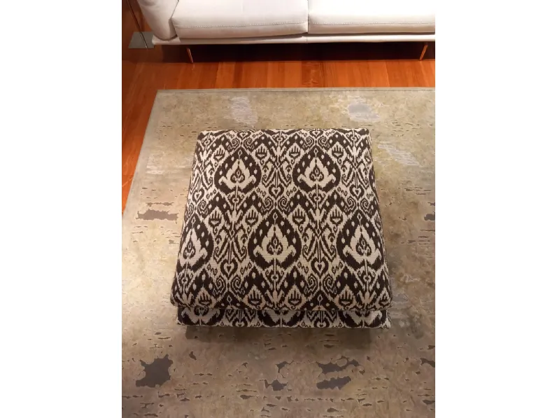 Pouf senza letto Modello pralin Calia a prezzi convenienti