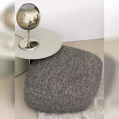 Design moderno Pierre Flou: pouf a prezzo Outlet. Ideale per architetti.