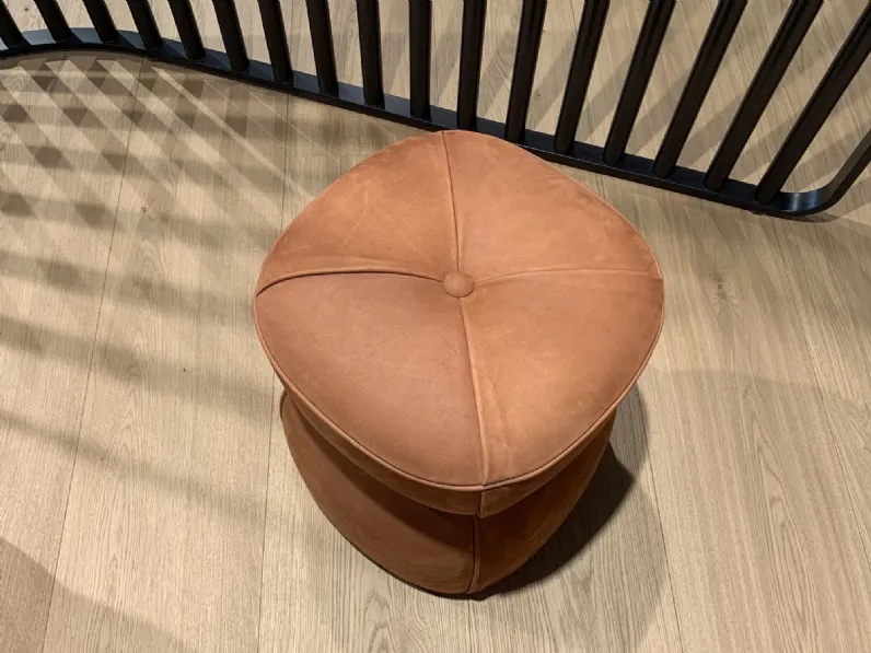 Pouf modello Lepli Poltrona frau a prezzi convenienti 