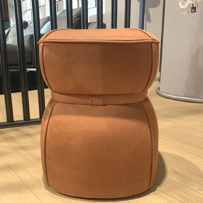 Pouf modello Lepli Poltrona frau a prezzi convenienti 