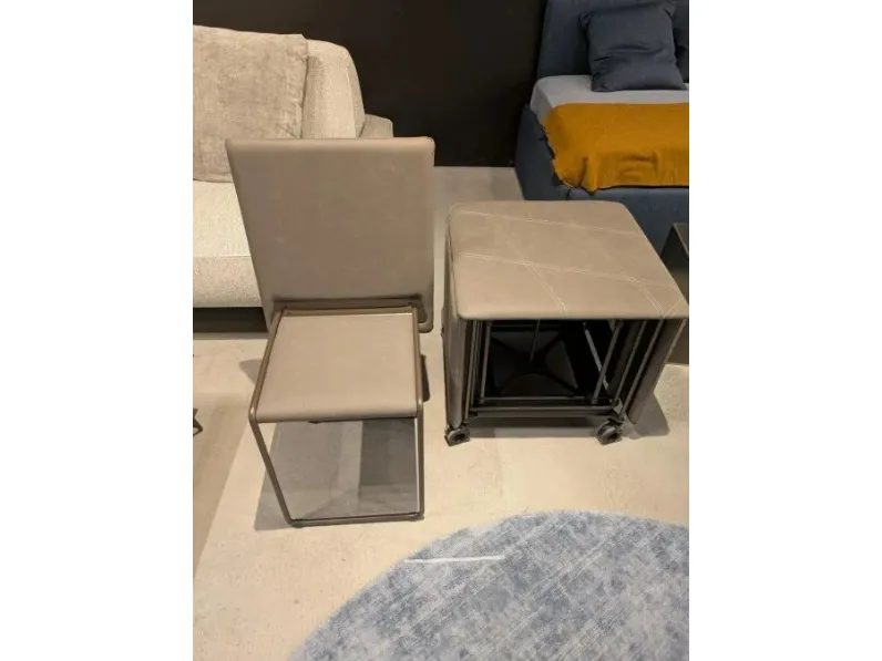Pouf in pelle Cubix a marchio Ozzio a prezzo scontato