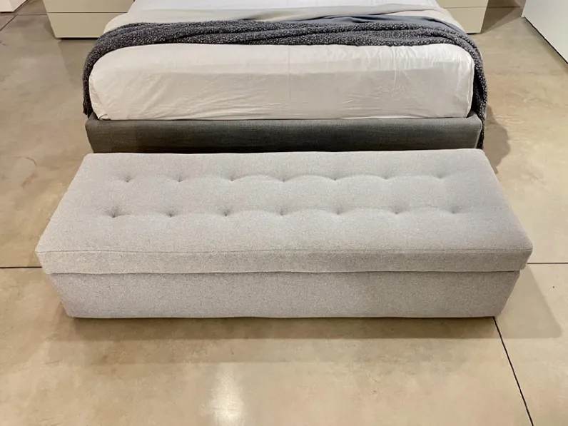 Pouf moderno modello Iko Flou in Offerta Outlet