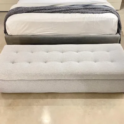 Pouf moderno modello Iko Flou in Offerta Outlet