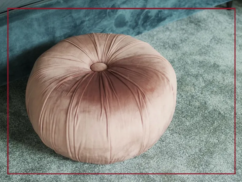 Pouf in tessuto Kaia a marchio Stones a prezzo scontato