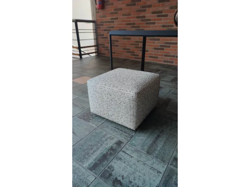 Pouf modello Mandrague design Molteni & c a PREZZI OUTLET