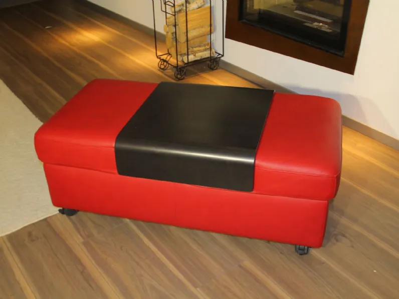 Pouf modello Orion  Ekornes con forte sconto