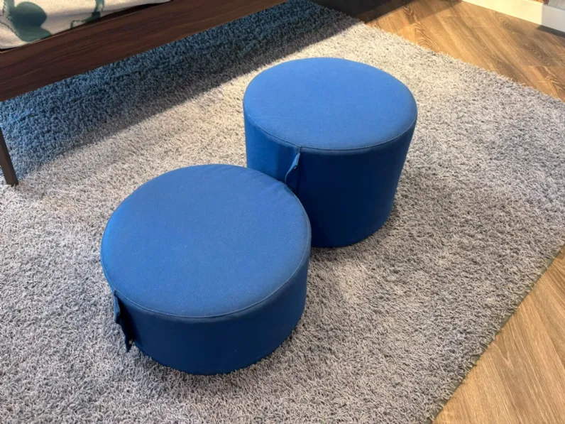 Pouf modello Pouf Axil con forte sconto 