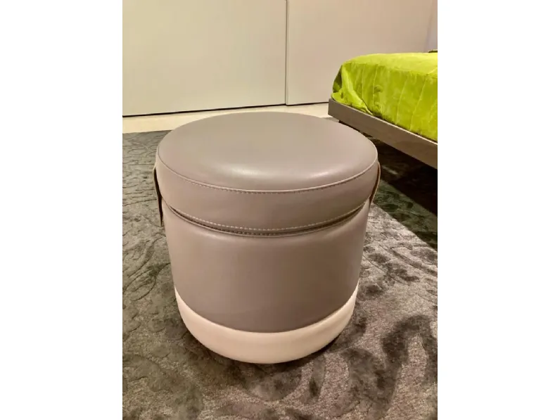 Pouf modello Tonder Egoitaliano con forte sconto