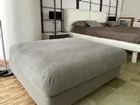 Urban Ditre Italia. Offerta Outlet su pouf moderno.