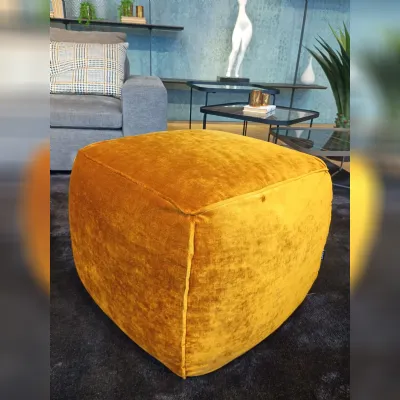 Pouf moderno modello Eden Pianca a prezzo Outlet