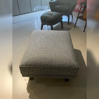 Pouf modello Queensway moderno Spagnol salotti a PREZZI OUTLET