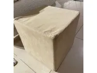 Pouf in tessuto Cubo a marchio Dema a prezzo ribassato