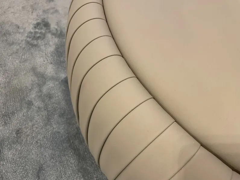 Pouf in ecopelle Cv 104 plisse' a marchio Collezione esclusiva a prezzo ribassato