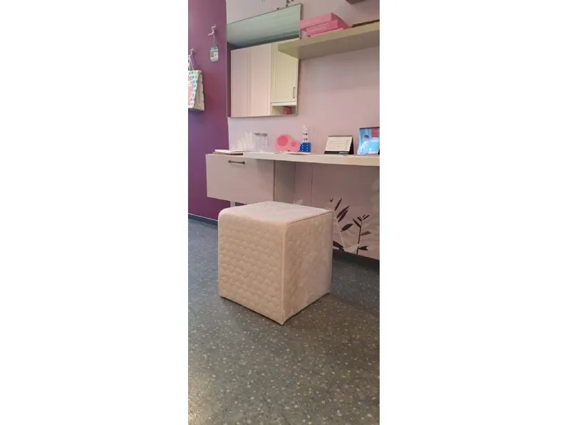 Pouf moderno modello Kubo Moretti compact camerette in Offerta Outlet