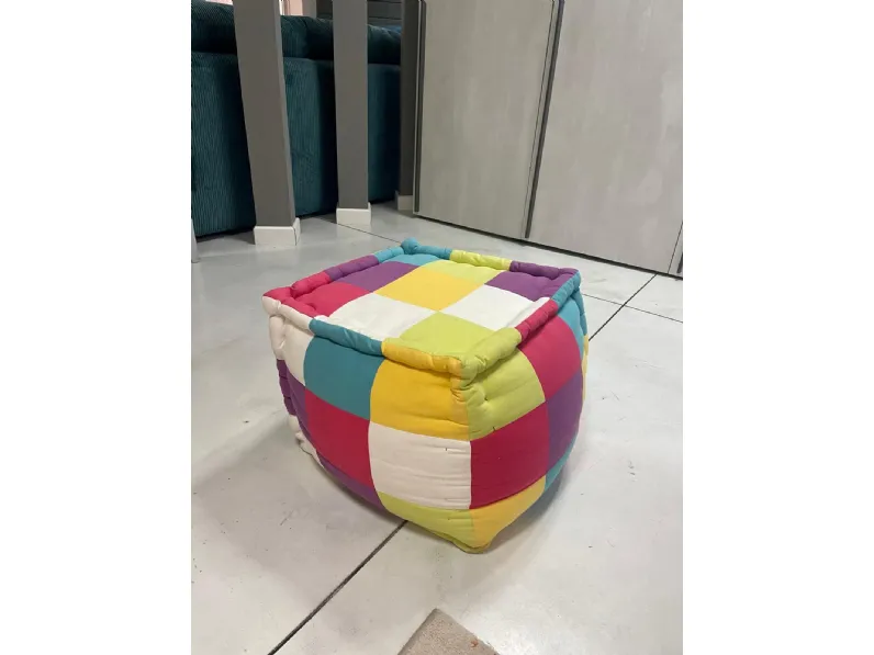 Pouf in tessuto Pouf a marchio Doimo cityline a prezzo ribassato