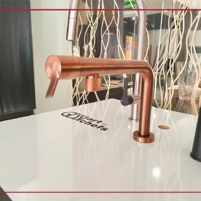 Rubinetteria a marchio Gessi modello Su&giu a prezzo ribassato