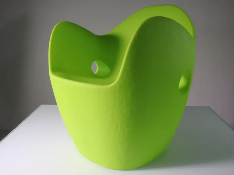 Sedia O-nest  per l'esterno a marchio Moroso in offerta