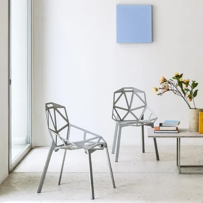 Sedia Chair_one per l'esterno a marchio Magis con forte sconto