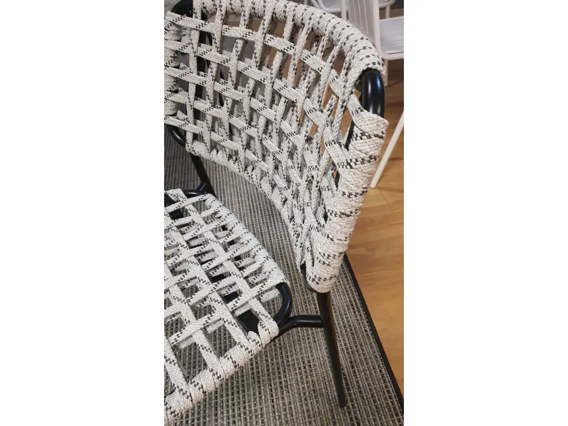 Sedia da giardino Yo! a marchio Connubia con forte sconto