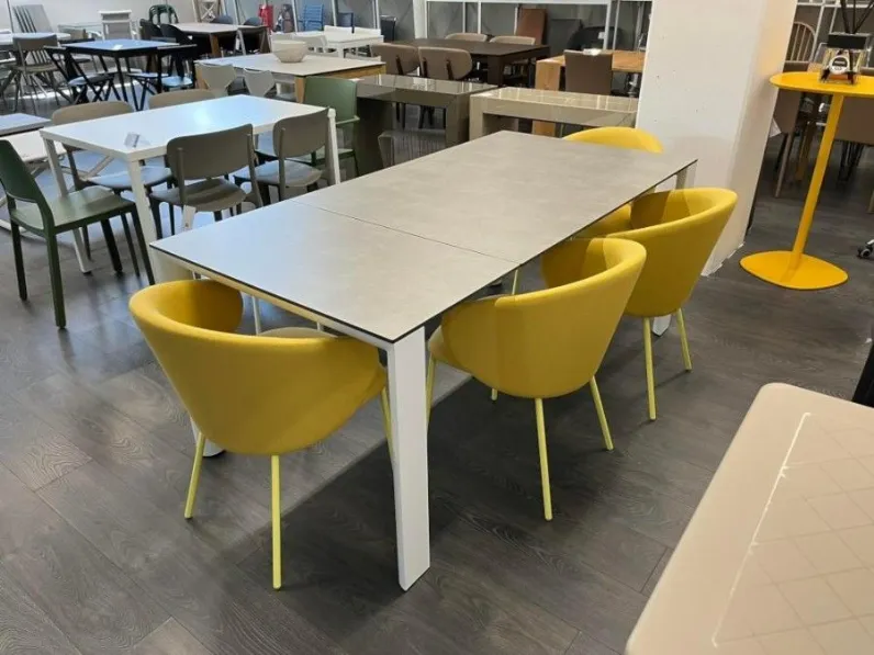 Sedia da giardino Tuka outdoor (set 4 pezzi) a marchio Connubia a prezzi convenienti 