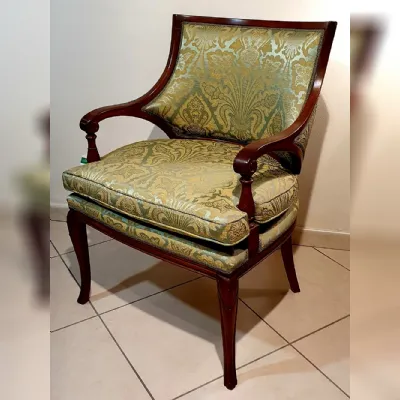 poltroncina art deco in legno con stoffa damasco scontata del 41%