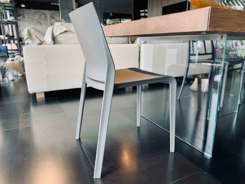 Sedia in plastica impilabile 4 riga in Offerta Outlet